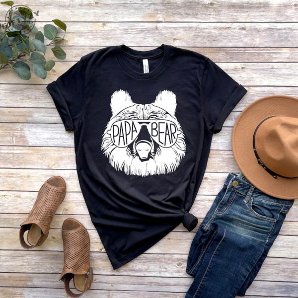 The trendiest Papa Bear shirt Perfect for dad Giftyzy 4