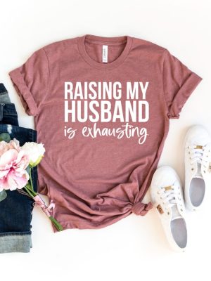 Raising My Husband Is Exhausting revetee 1