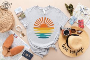 Sun Rays Tee Beachy Vibes Summer Time Giftyzy 4