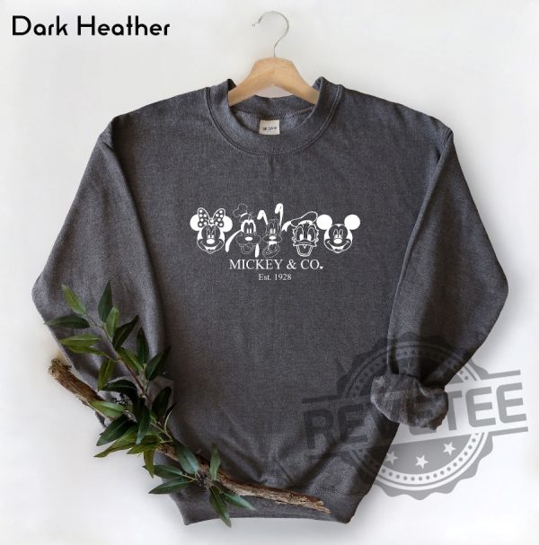 Disney Character Sweatshirt 5 revetee 1