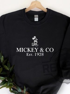 Mickey Co sweatshirt Disney 1 revetee 1