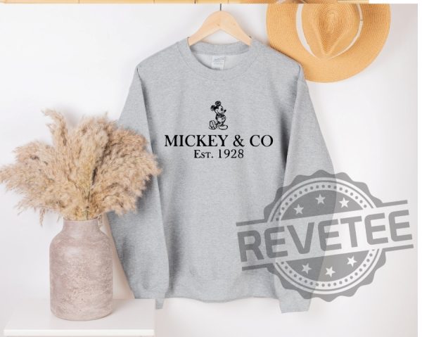 Mickey Co sweatshirt Disney 2 revetee 1