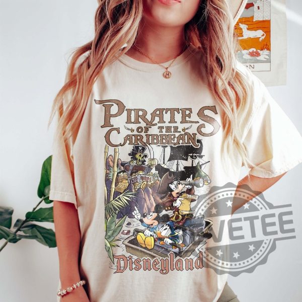 Pirates of the Caribbean Disneyland Shirt Mickey 3 revetee 1