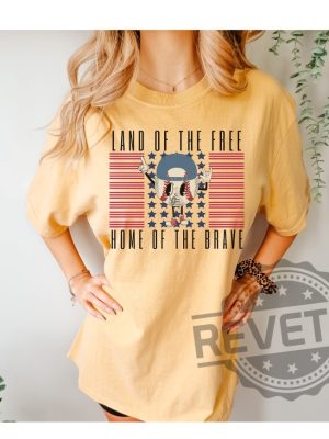 Land of the Free Because of the Brave 2 revetee 1