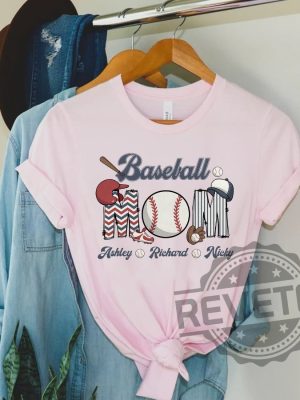 Personalized Baseball Grandma Shirt 2 revetee 1