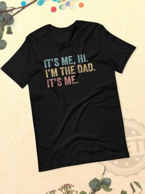 Funny Dad Its Me Hi Im the Dad Swiftie Dad Shirt revetee 3