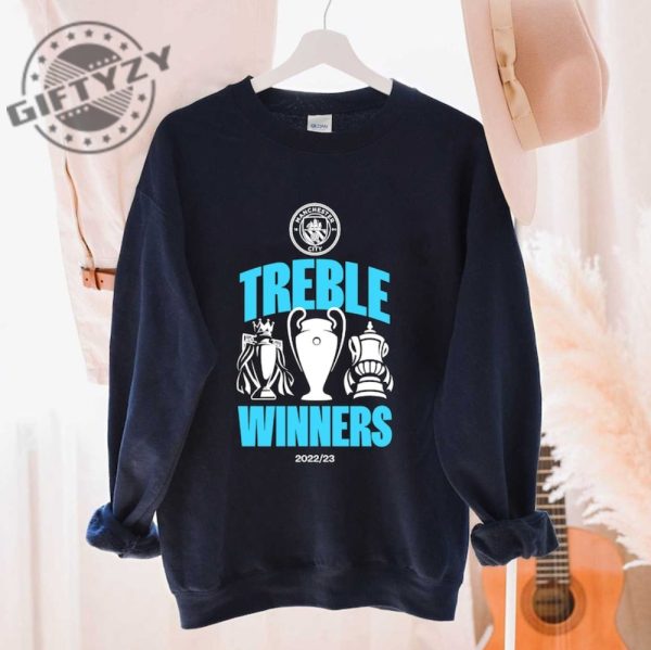 Manchester City Treble Trophies 2023 Shirt Hoodie giftyzy.com 3