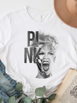 Pink Art Shirt Vintage Pink Singer T Shirt Concert 2023 Pnk Shirt Summer Carnival Music revetee.com 6