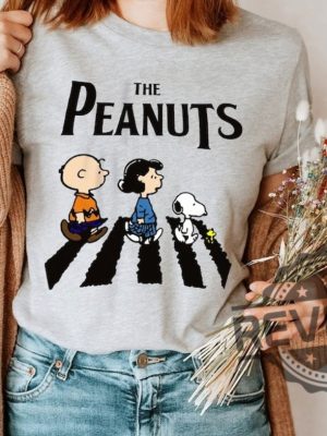 The Peanuts Snoopy the Beatles Shirt Charlie Brown Funny Snoopy Shirt For Daughter Son Mom Dad revetee 3 1