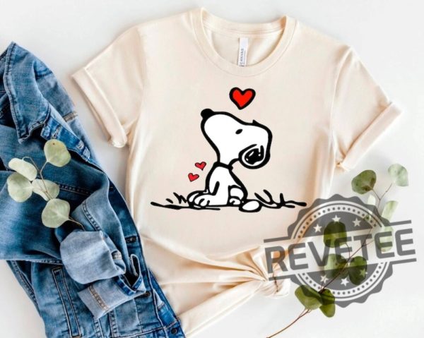 Snoopy Balloon Love Shirt For Mom Dad revetee 1