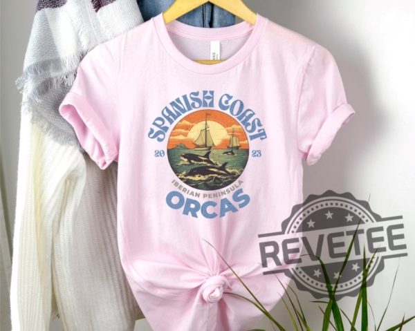 Orcas Shirt Orca Boat Attack Shirt Killer Whale Lovers Gladys The Orca Killer Whale Shirt revetee 1