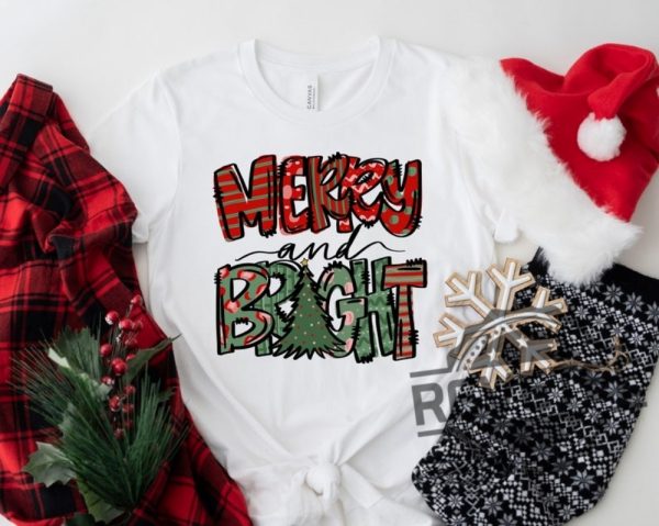 Christmas Mery And Bright Sweatshirt Gift For Women Gift For Men revetee.com 1