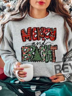 Christmas Mery And Bright Sweatshirt Gift For Women Gift For Men revetee.com 2