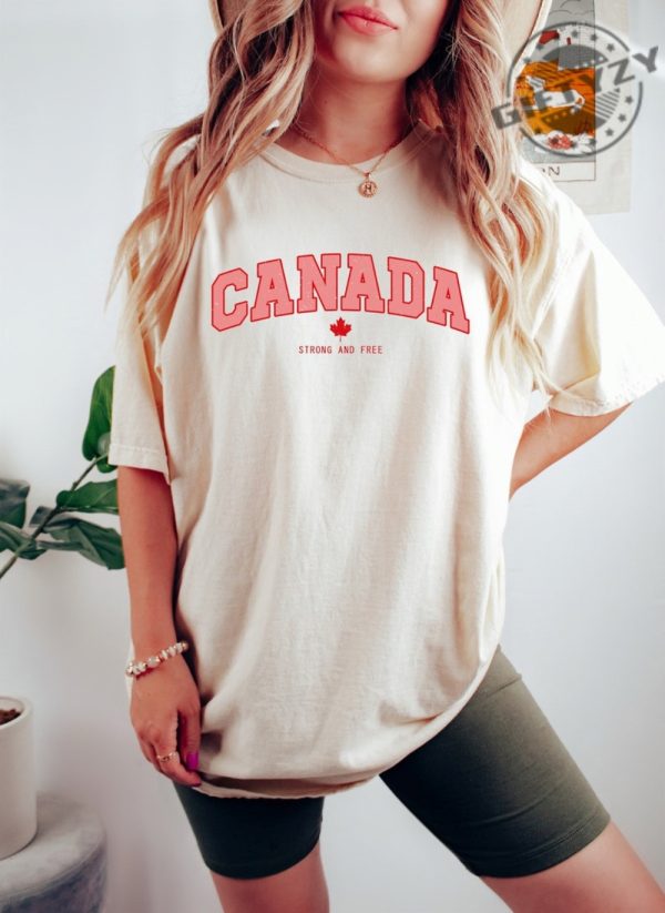 Canadian Strong And Free Vintage Shirt Tshirt Hoodie Sweatshirt Mug giftyzy.com 1