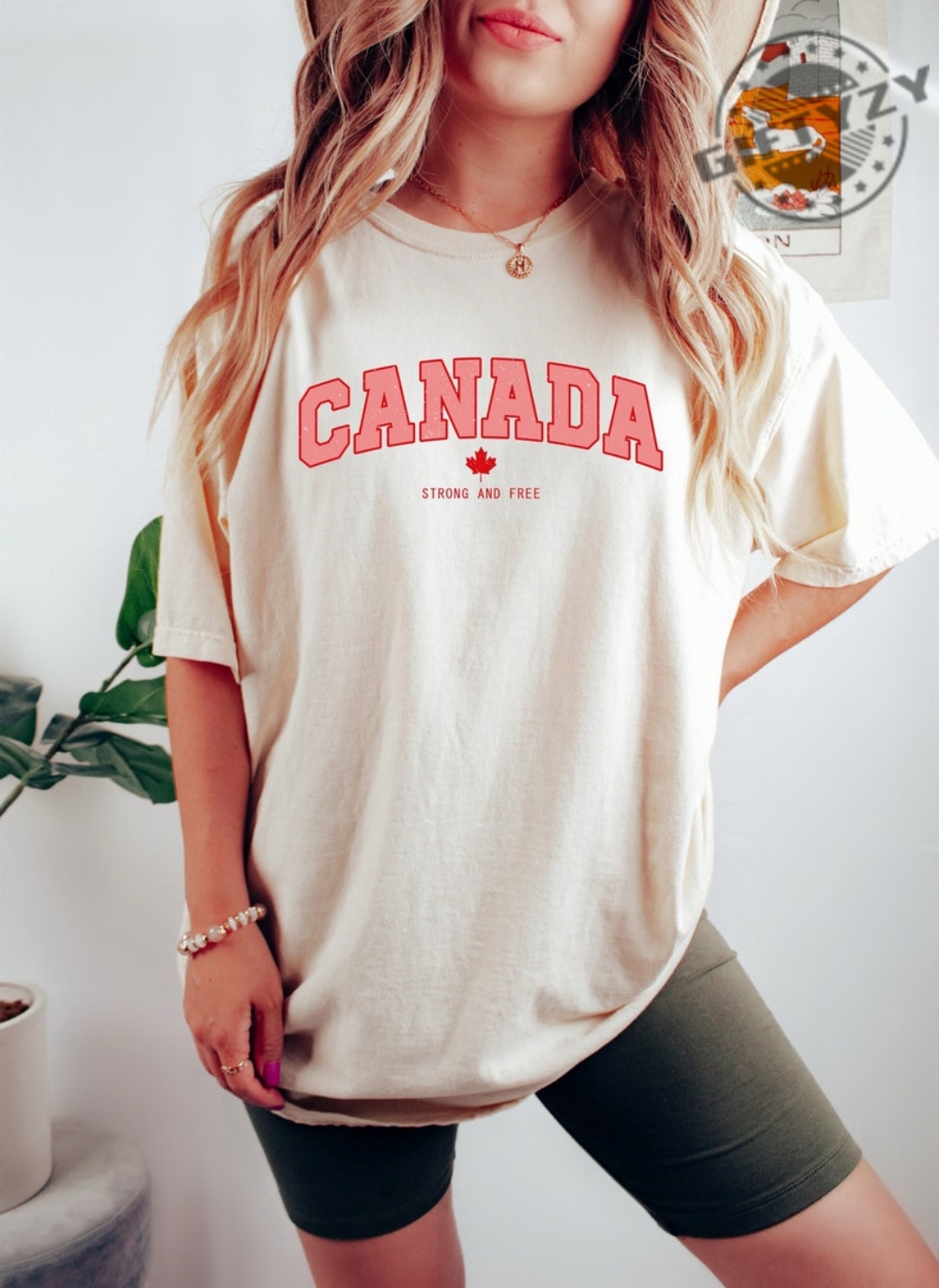 Canadian Strong And Free Vintage Shirt T-Shirt Hoodie Sweatshirt Mug