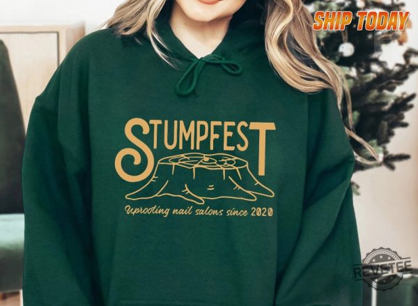 Stumpfest Blue Heeler Cartoon Dad Shirt Mom Shirt Adult Heeler Family Fan Shirt revetee.com 3