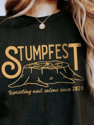 Stumpfest Blue Heeler Cartoon Dad Shirt Mom Shirt Adult Heeler Family Fan Shirt revetee.com 4