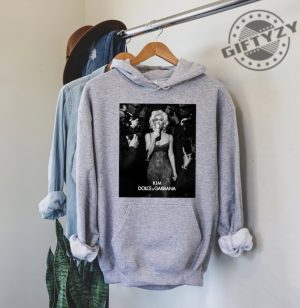 Kim Kardashian Ciao Ice Cream Trendy Fashion Tshirt Hoodie Sweatshirt Mug giftyzy.com 5 1