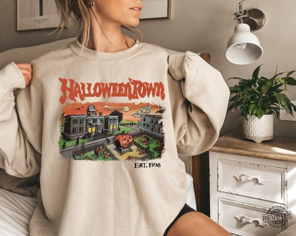 Vintage Halloween Town Est 1998 Sweatshirt Halloweentown Sweatshirt Gift revetee.com 4