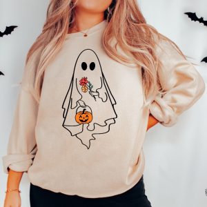 Vintage Halloween Sweatshirt Ghost Halloween Shirt For Women Fall Shirt revetee.com 2