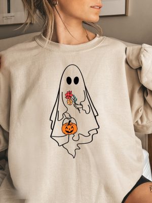 Vintage Halloween Sweatshirt Ghost Halloween Shirt For Women Fall Shirt revetee.com 5