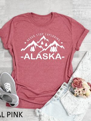 Alaska Shirt Gift From Alaska Best Gift Unique Hoodie Long Sleeve Sweatshirt Mug revetee.com 2