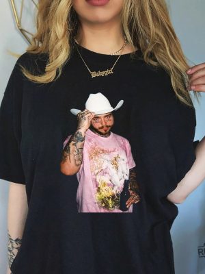 Posty Howdy Shirt Unisex Hoodie Best Unique Gift For Her Gift For Him revetee.com 2