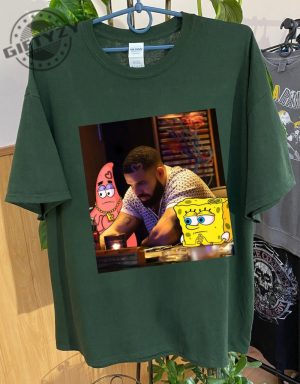 Rapper Drake Spongebob Patrick Star Meme Funny Vintage Tshirt Hoodie Sweatshirt Mug giftyzy.com 2