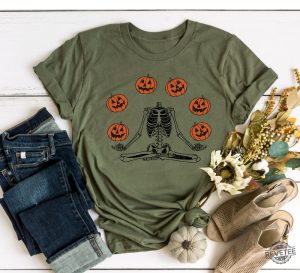 Pumpkin Halloween Hoodie Sweatshirt Skeleton Halloween Pumpkin Unisex Shirt revetee.com 2