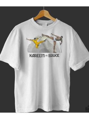 Boxing Shirt Rash Guard Women Vintage Graphic Tees Retro T Shirts Trending Shirts For Men Kareem Vs Bruce Lee Shirt revetee.com 2