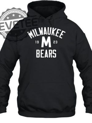 Milwaukee Bears Shirt Milwaukee Bears Apparel Milwaukee Bears Baseball Shirt Milwaukee Bears Sweatshirt revetee.com 3