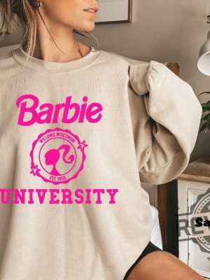 Barbie University T Shirt Doll University Shirt Barbenheimer T Shirt Barbiheimer Barbinhimer Barbie Heimer Barbenheimer Poster Barbihimer Barbinhiemer Barbieheimer Unique revetee.com 2