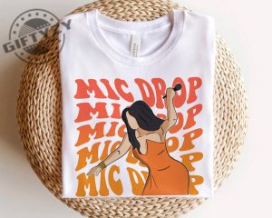 Mic Drop Cardi B Throw Microphone At Fan Shirt Cardi B Rapper Fan Made Hoodie Trending Concert Tee giftyzy.com 2