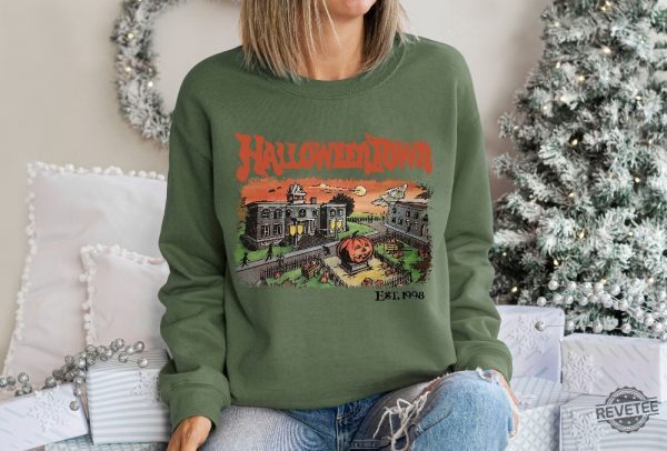 Vintage Halloween Town Est 1998 Sweatshirt Halloweentown Sweatshirt Pumpkin Halloweentown Shirt Halloween Sweatshirts Spirit Halloween Shirt New revetee.com 2