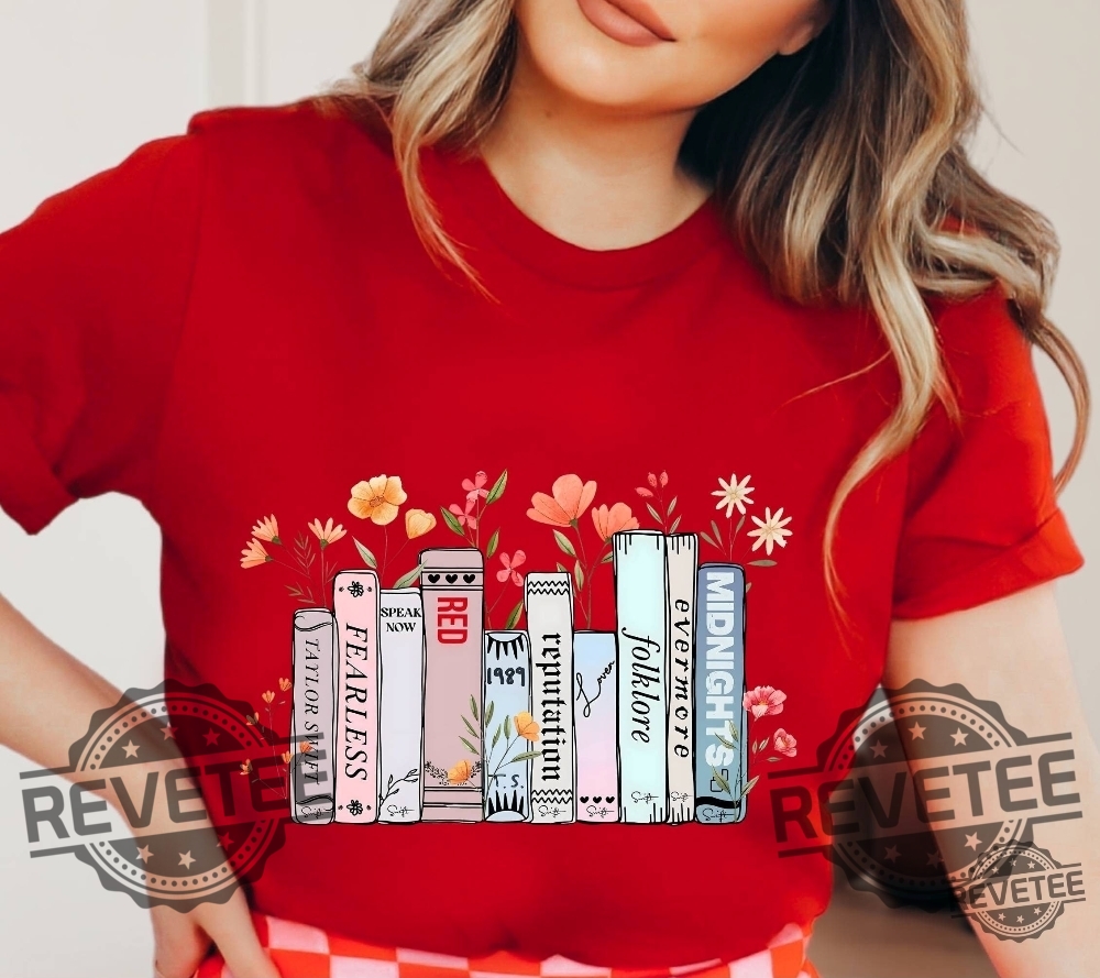 All the Taylor Swift Merch I Own - CDs, apparel, decor, etc // Taylor Swift  Merch Collection 