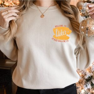 Retro Lukes Diner Sweatshirt And Hoodie Lukes Diner Shirt Stars Hollows Sweatshirt Tv Show Gifts Lukes Diner Shirt New revetee.com 5