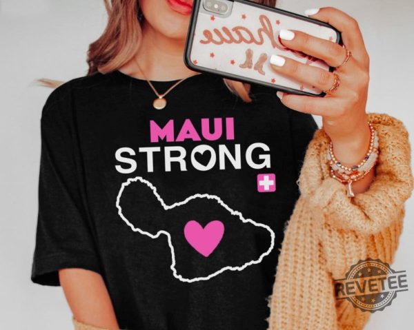 Pray For Hawaii Maui Shirt Vintage Maui Strong Hawaii Retro Shirt 2023 Lahaina Strong Shirt Lahaina Hawaii Maui Strong Shirt Hawaii Foundation Maui Strong Maui Strong Foundation Unique revetee.com 1