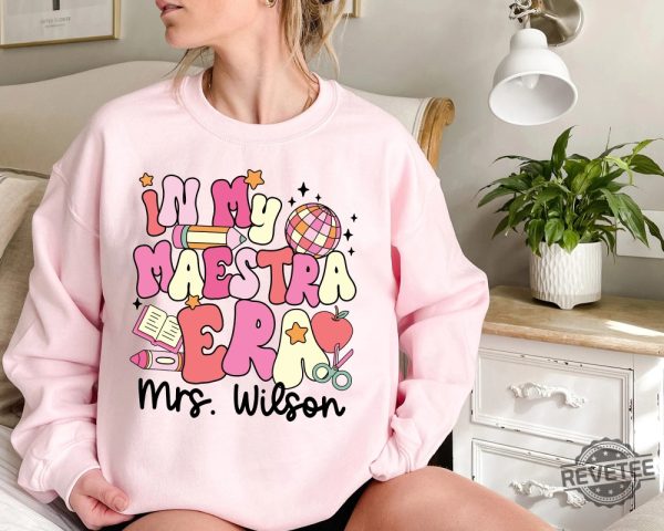 Maestra Shirt My Maestra Era Shirt Spanish Teacher Sweatshirt Bilingual Teacher Personalized Maestra Shirt Dual Language Maestra Gift New revetee.com 2