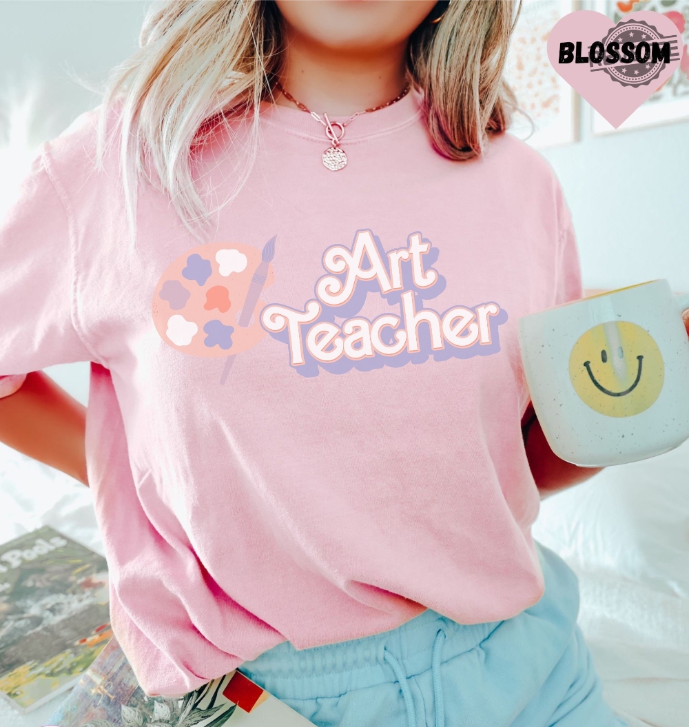 Art Teacher Tshirt For Art Teacher Gift Art Teacher Shirt For Women Artist Shirt Gift For Artist Teacher Appreciation Gift The Arty Teacher Teacher Halloween Shirt Red Teacher Shirt New