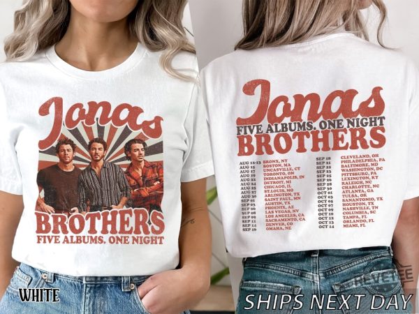 Five Albums One Night Tour Shirt Jonas Brothers Merch Tour I Love Hot Dads Sweatshirt Jonas Brothers Boston Jonas Brothers The Tour Setlist Jonas Brothers The Tour Merch Unique revetee.com 2