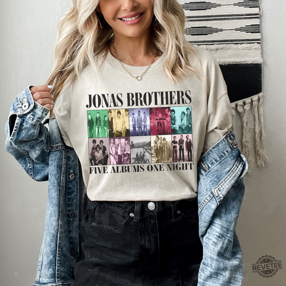 Retro Jonas Brothers The Eras Tour Shirt Jonas Brothers Merch Tour I Love Hot Dads Sweatshirt Jonas Brothers Boston Jonas Brothers The Tour Setlist Jonas Brothers The Tour Merch New