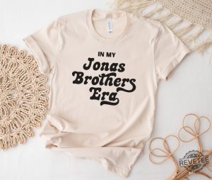 Jonas Brothers Era Retro Merch Jonas Brothers Merch Tour I Love Hot Dads Sweatshirt Jonas Brothers Boston Jonas Brothers The Tour Setlist Jonas Brothers The Tour Merch Unique revetee.com 2