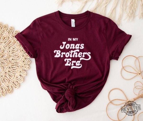 Jonas Brothers Era Retro Merch Jonas Brothers Merch Tour I Love Hot Dads Sweatshirt Jonas Brothers Boston Jonas Brothers The Tour Setlist Jonas Brothers The Tour Merch Unique revetee.com 6