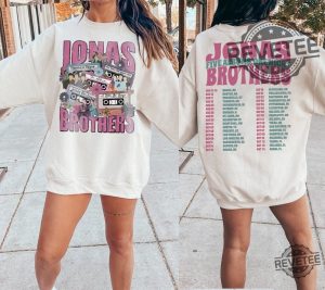 Jonas Brothers Tour Shirt Jonas Brothers Merch Tour I Love Hot Dads Sweatshirt Jonas Brothers Boston Jonas Brothers The Tour Setlist Jonas Brothers The Tour Merch Unique revetee.com 2