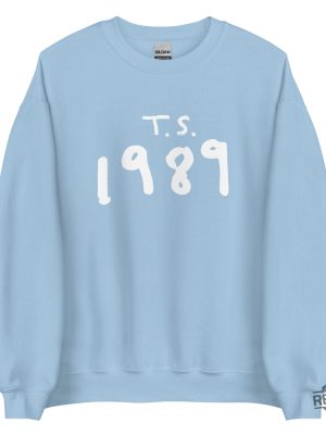 1989 Sweatshirt Light Blue 1989 Crewneck 1989 Taylor Swift Album Cover Taylor Swift 1989 Hoodie Taylor Swift 1989 Cd With Polaroids Shirt 1989 New Album Cover Taylor Swift Damn Season revetee.com 2