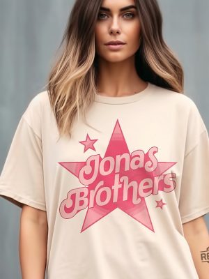 Retro Jonas Brothers Shirt Jonas Brothers Tour Detroit Jonas Brothers Tour Outfit Ideas Jonas Brothers Tour Merch Jonas Brothers Merch 2023 Jonas Brothers Five Albums One Night Setlist revetee.com 3