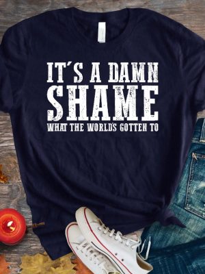 Its A Damn Shame What The Worlds Gotten To Shirt Richman North Of Richmond Lyrics Rich Man North Of Richmond Lyrics And Chords Oliver Anthony Official Merchandise New revetee.com 5