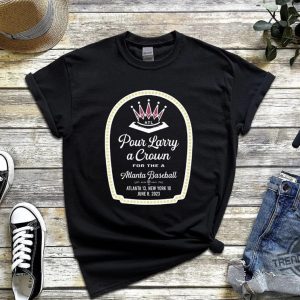 Pour Larry A Crown T Shirt Pour Larry A Crown Sweatshirt Poor Larry A Crown Hoodie trendingnowe.com 2