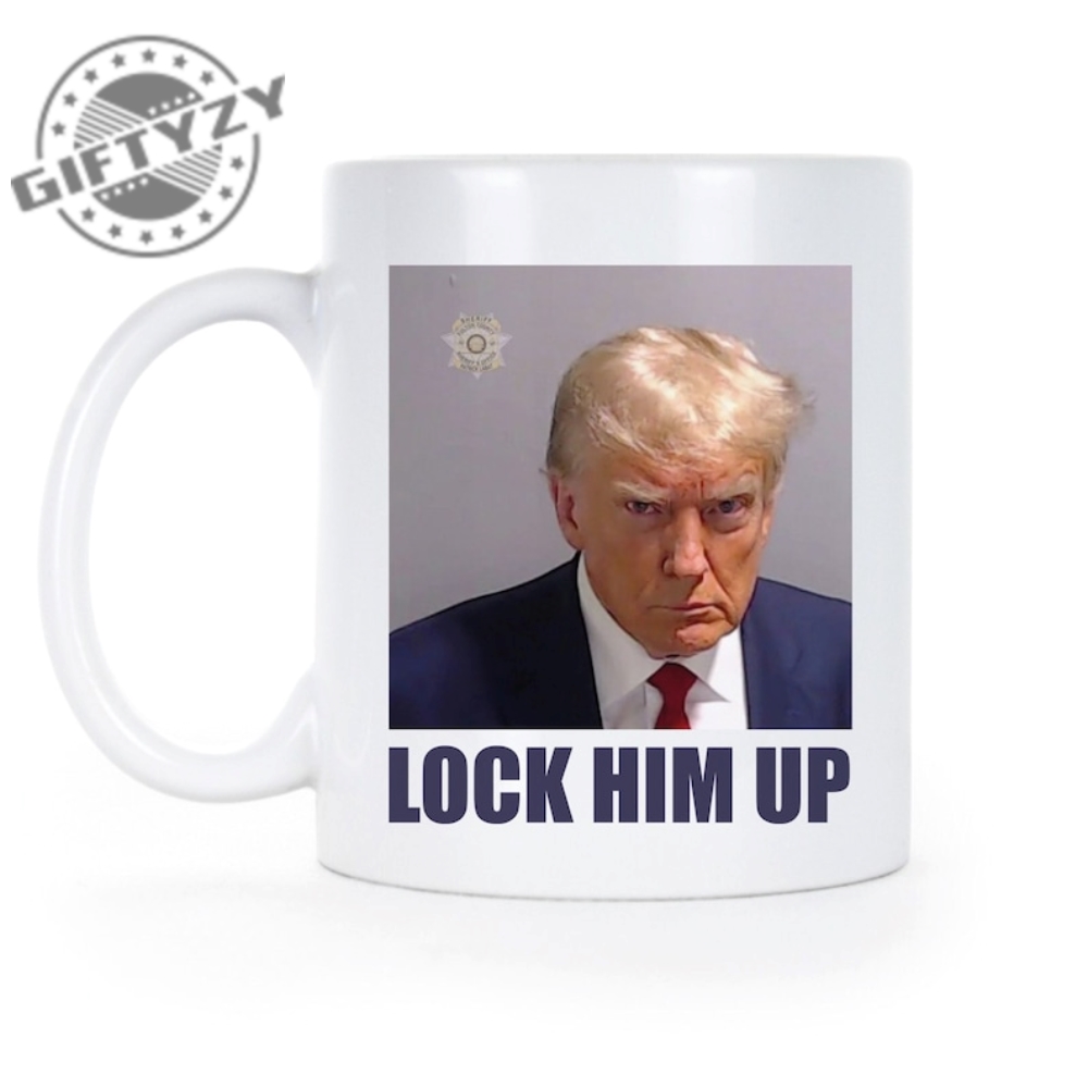 Trump Mugshot Look Him Up Mug Anti Trump Donald Trump For Prison Trump Mug Shot Never Surrender Mug