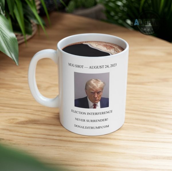 never surrender coffee mug trump campaign travel mug donald trump coffee mug 11oz 15oz trump coffee cups donald trump jail mugs trump mugshot mug laughinks.com 1